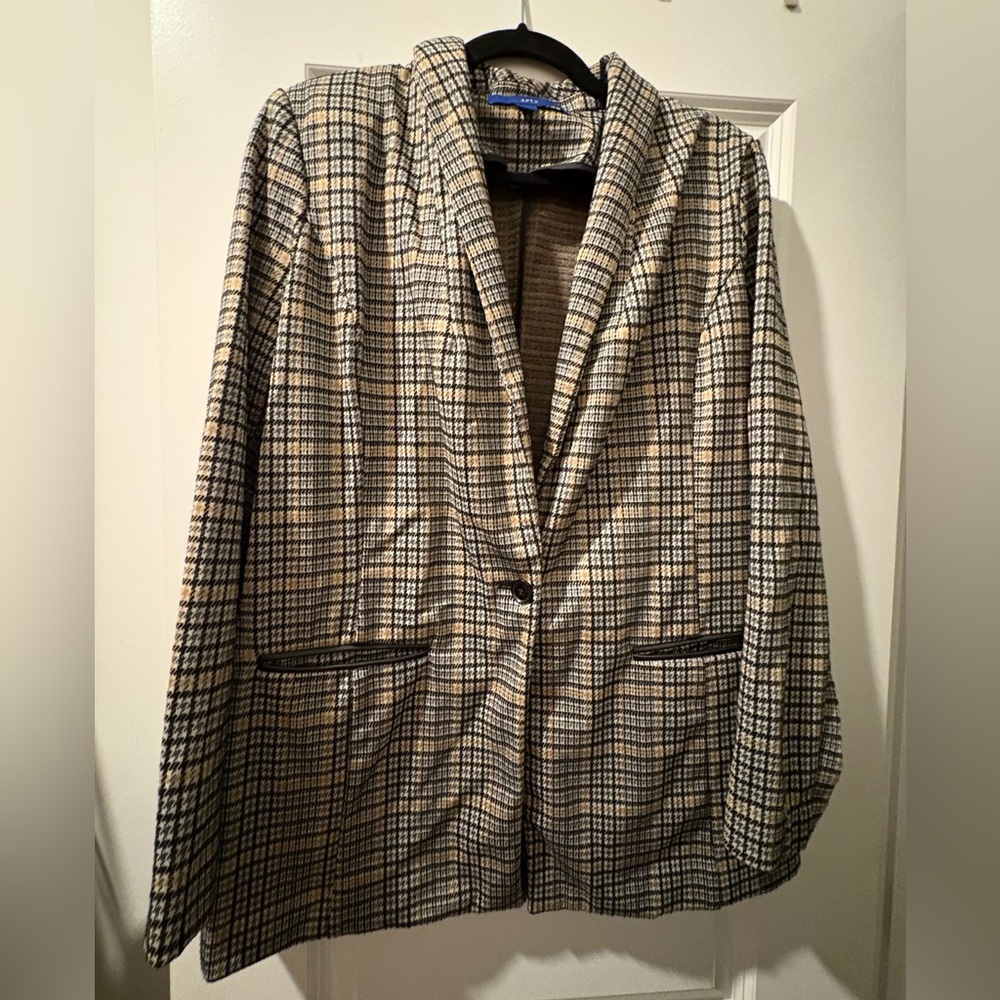 Plaid Blazer with Button Closure